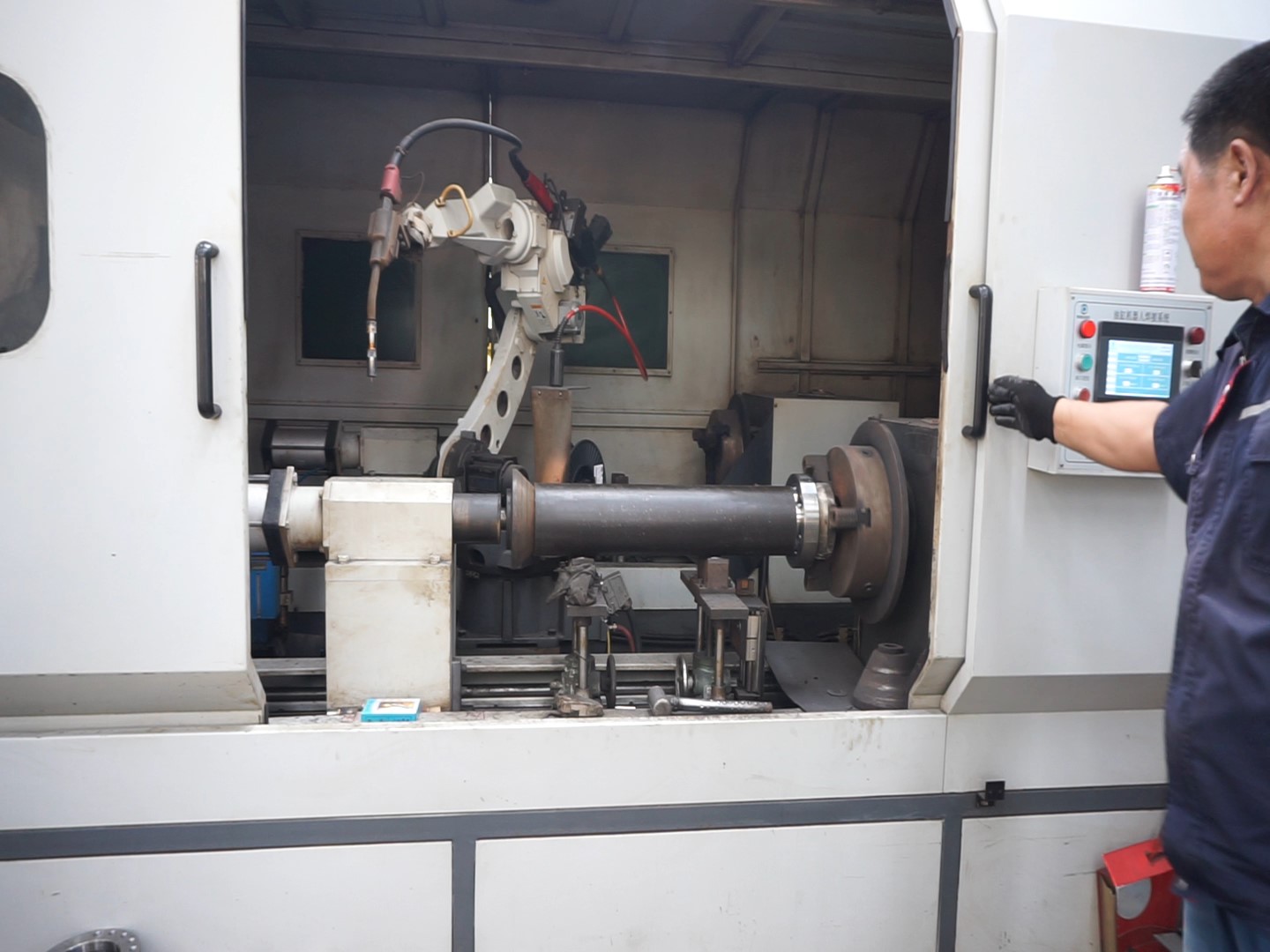 Riding the Wave of Innovation: Seneste trends i den globale hydrauliske cylinderindustri