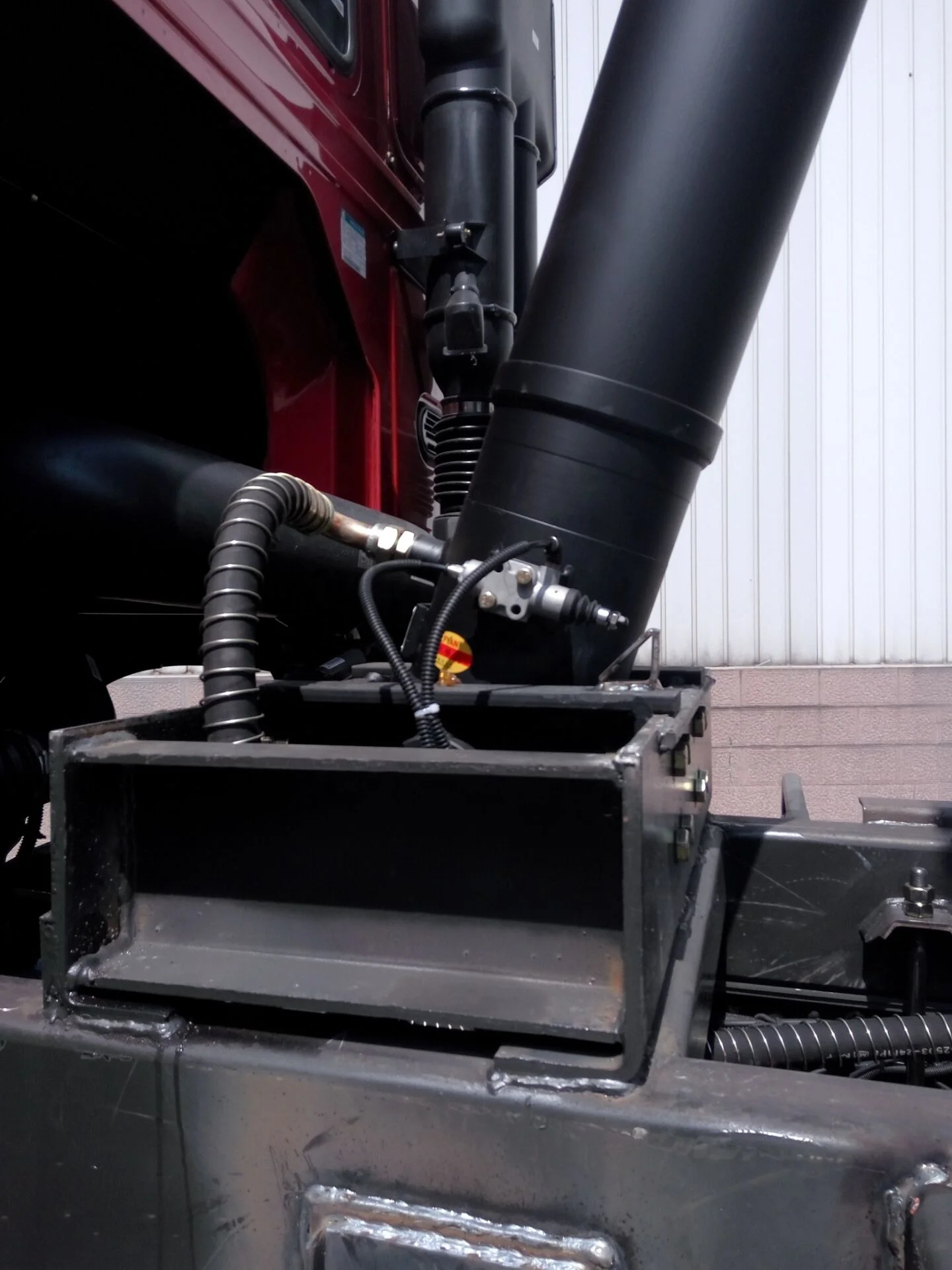 FEE Front multi-stage hydraulic cylinders